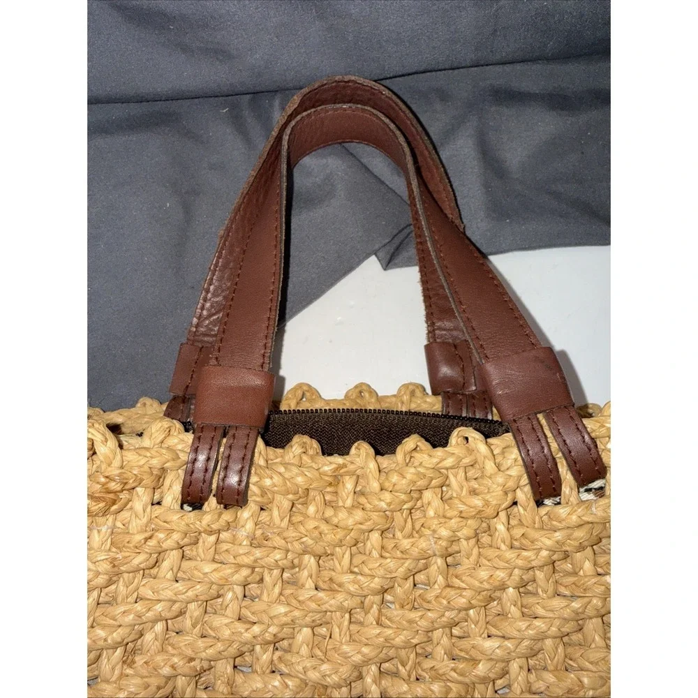 Express Bag Straw Boho Small Tan Animal Print Lining Zipper Closure Summer Purse
